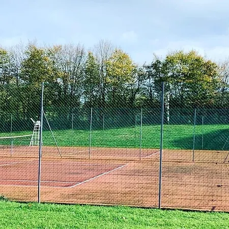 Les Manoirs Du Golf بيت للعطل